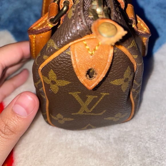 Vintage Louis Vuitton Mini Speedy Handbag - Picture 3 of 7